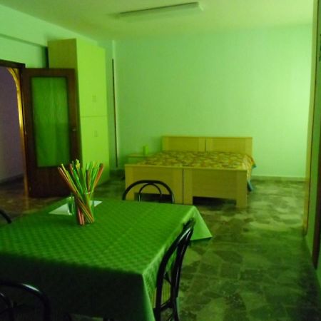 B&B Centralcity Neapel Exterior foto